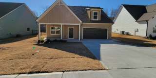 Newer Build in Senoia's South Ridge, 4BR, 2.5 BA Newer Build in Senoia's South Ridge, 4BR, 2.5 BA Gallery 3