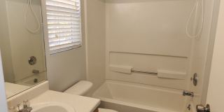 Ridgeview @ Stetson Hills- Newly remodeled 3 bedroom Gallery 6