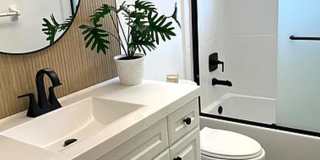 Spacious 2/1 duplex home in the Imperial Shores neighborhood Gallery 6