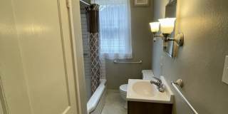 Huge 5-bed 2-bath house with 3rd level family room. Avail June 1 2026 Gallery 7