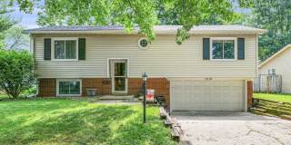 1010 Hollycrest Drive Gallery 1