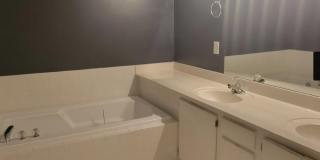 112 Breezewood Drive unit: E Gallery 8