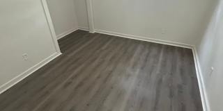 **LIMITED TIME**1/2 OFF SECURITY DEPOSIT** Gallery 1