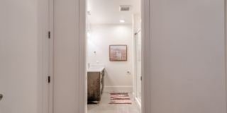 Individual / Corporate Rental / Fully Furnished Gallery 56