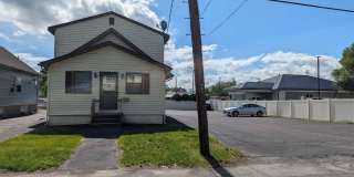 1729 Ferguson Street Gallery 2