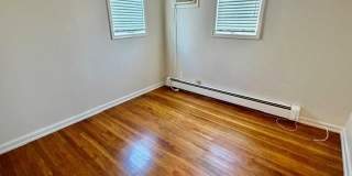 211 W walnut Gallery 8