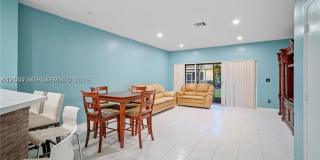 12111 SW 5th Ct Gallery 6