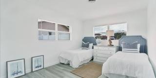 76 W Fairview W W Gallery 16