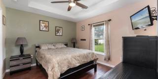 3241 TROPICAIRE Boulevard Gallery 13