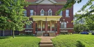 2303-2305 Russell Boulevard 2303-2305 Russell Boulevard Gallery 1