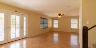 AMAZING 4 BED, 2.5 BATH HOME LOCATED NEAR 67TH AVE & UNION HILLS Gallery 6