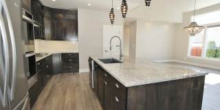 Alluring Beach-Style Home Nestled in SE Boise Gallery 11