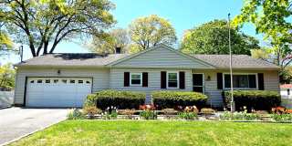 2758 N Cedar Avenue Gallery 2