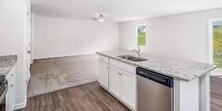 Room in 4 Bedroom Home at Transatlantic Ave Room in 4 Bedroom Home at Transatlantic Ave Gallery 10