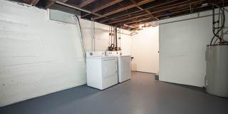 2 Bedroom Townhouse in Beautiful Cedar Hills Setting with Modern Amenities! Gallery 11