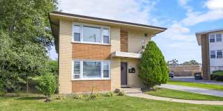 11015 S Lloyd Drive Gallery 1