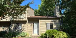 Adorable 1 bedroom 1.5. bath end unit townhouse in Annapolis Adorable 1 bedroom 1.5. bath end unit townhouse in Annapolis Gallery 3