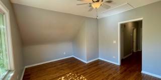 4139 N Western Gallery 3