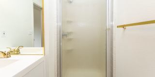 Beautifully Maintained Townhome with Fantastic Amenities Gallery 27
