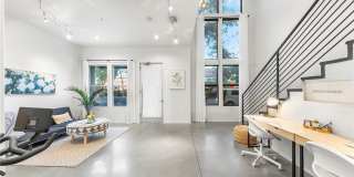 210 N Spurgeon Street 210 N Spurgeon Street Gallery 1