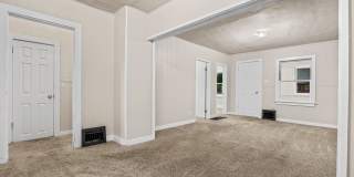 3 Bedroom 1 Bath 2 Stall Detached Garage Gallery 11