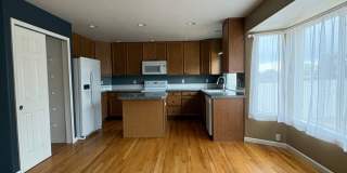 4 Bed 2.5 Bath Gorgeous Home in Wagon Trails Gallery 6