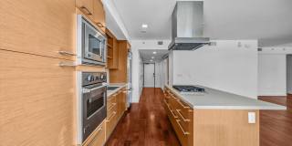 Luxury Elevated Living 1 Bed 1.5 Bath Condo at Skyline OC Gallery 17
