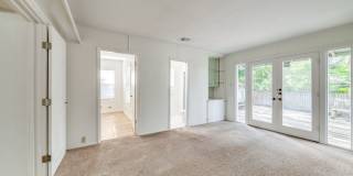 TERRELL HEIGHTS COTTAGE Gallery 17