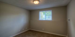 Convenient location! Side Split in Western Omaha. Gallery 7
