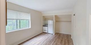 Quaint Affordable Studio in Townhome Community   All utilities included! Gallery 1