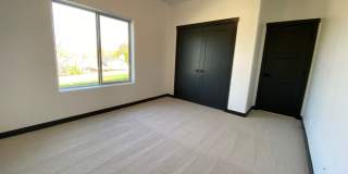 Close to Micron, 3 Bedroom 3 bath w/ a Million Dollar View! Gallery 77