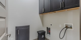 Anthem Cityline Gallery 10