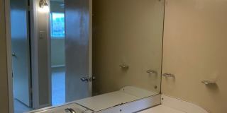 COZY DUPLEX, NEAR SHOPPING & 281! Gallery 7