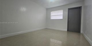 700 NE 46th Ct Gallery 13