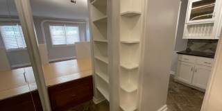 STUDIO APARTMENT LEASING NOW! 1/2 DEPOSIT SPECIAL Gallery 7