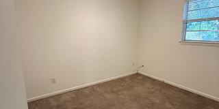 New Listing! New Listing! Gallery 6