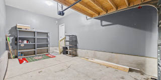 Beautiful 3-bed, 2.5 bath end unit townhome in Penley Place of Clover! Gallery 16