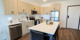 Wren on the Creek Gallery 5