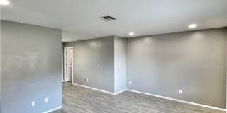 142 Harry Avenue S Gallery 5