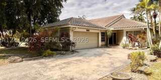 10445 NW 8th Ct Gallery 1