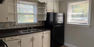 One Story House off Fort Avenue Gallery 7