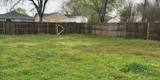 Great Home Located in the Lawton Heights Area! Pets Negotiable with Owner Approval! Gallery 26