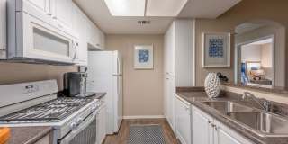 Laurel Terrace Apartment Homes Gallery 27