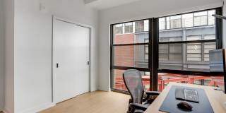 1625 ECKINGTON Place NE Gallery 26