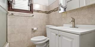 35 WEST 52ND ST Gallery 20