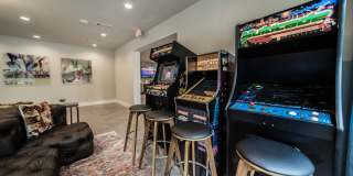 Muse at SoCo Gallery 28