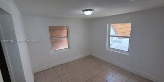 7305 NW 17th Ct Gallery 5