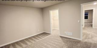 Modern 4BR Home Near Great Western Bike Trail | West Des Moines Gallery 17