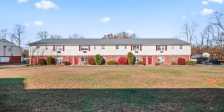 175 Buckelew Avenue unit: Bldg 2 - Apt 3 Gallery 1