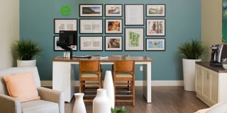 eaves Lake Forest Gallery 17